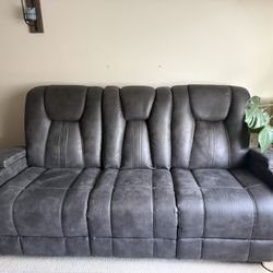 Nearly New Couch And Loveseat 