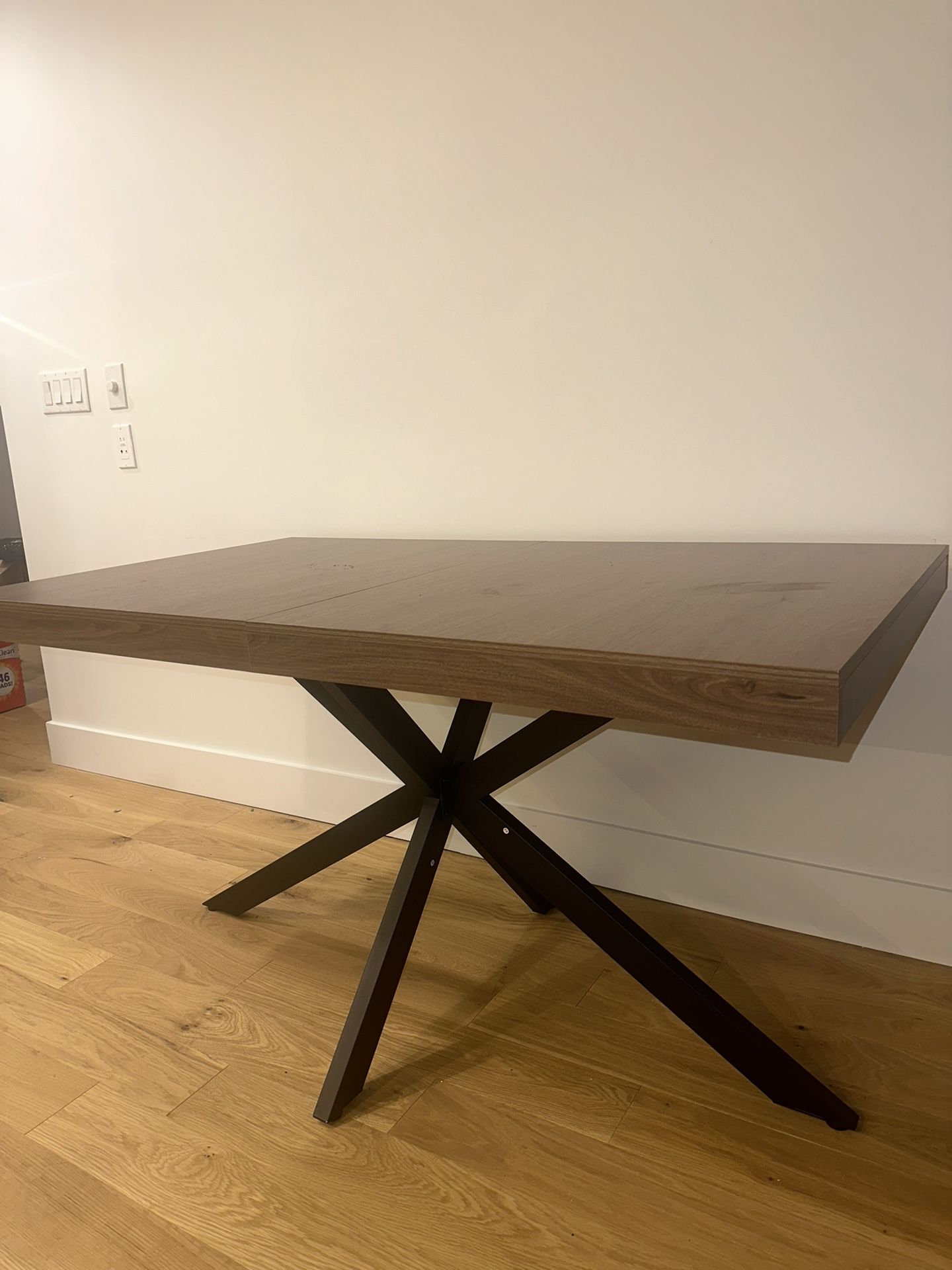 Extendable Dining Table