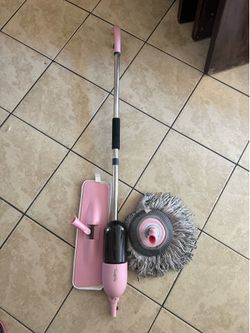 True & Tidy Spray-360 Clean Everywhere Spray Mop