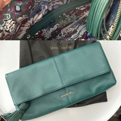Vera Bradley Green Design Inside Folding Clutch
