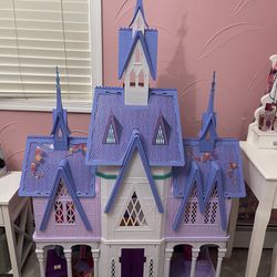 Toddler Shoes And Disney Frozen Castle