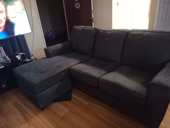 ELEGANT REVERSIBLE ASHLEY SOFA