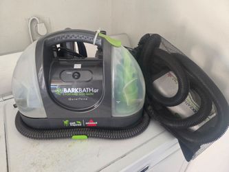 Bissell BarkBath Portable Dog Grooming & Bath System – Great Condition!