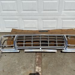 Ford 1(contact info removed) 78-79 F-150 F-250 Bronco Grille