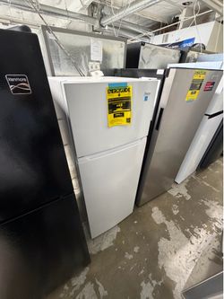 Impecca top freezer refrigerator