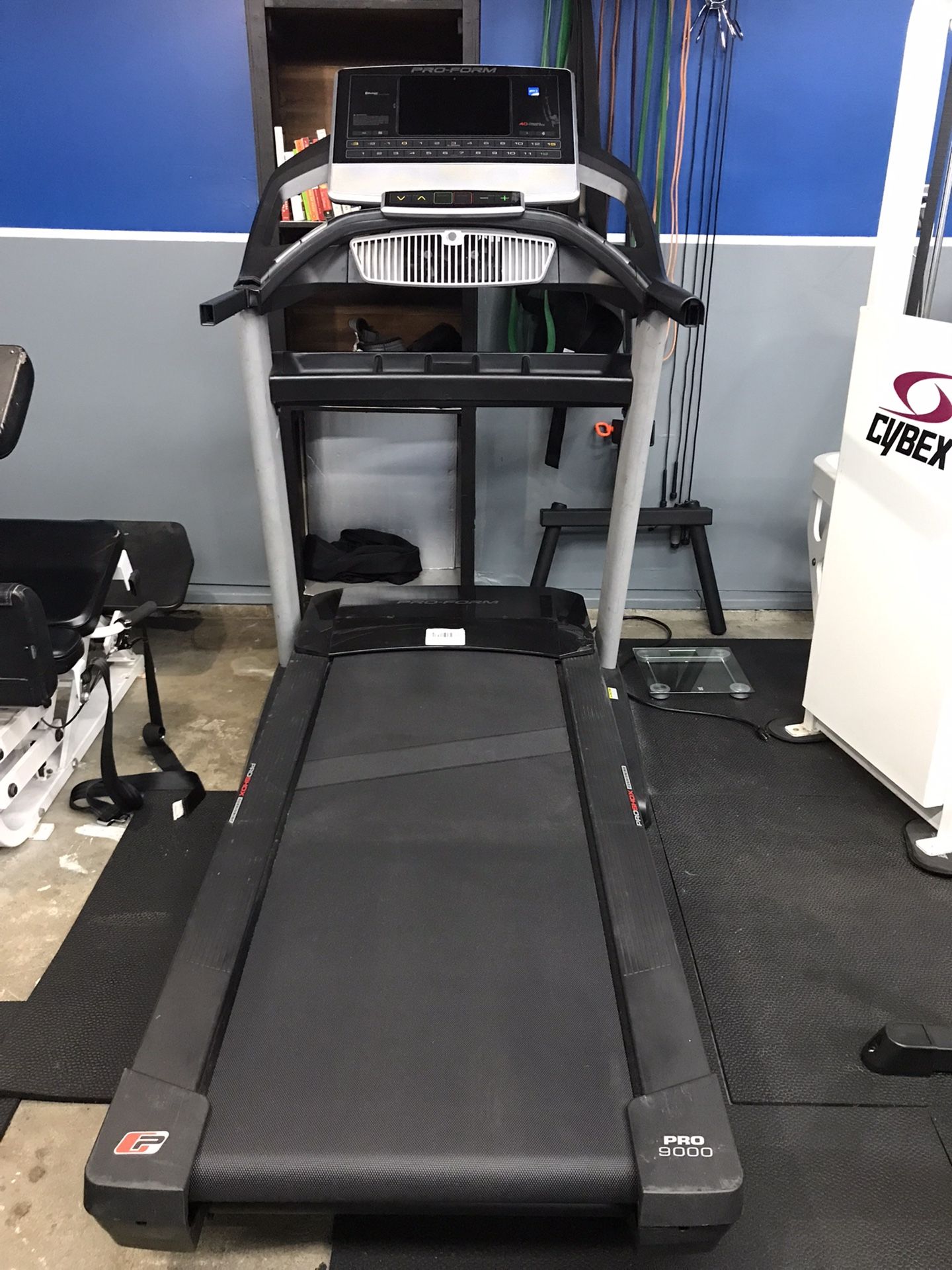 Pro Form Pro 9000 Treadmill used for Sale in Westerville OH