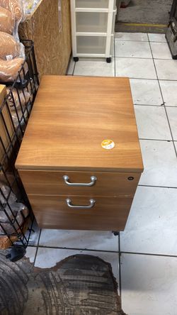File cabinet on wheels