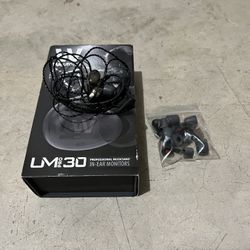 UM PRO 30 headphones