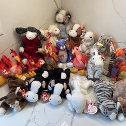 Vintage New Ty beanie baby farm animals cows sheep chickens mice cats birds