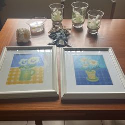 White Flowers Bathroom Decor