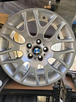 Single 18x8.5 OEM BMW Style 197 Wheel 5x120
