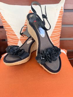 Women’s Shoes