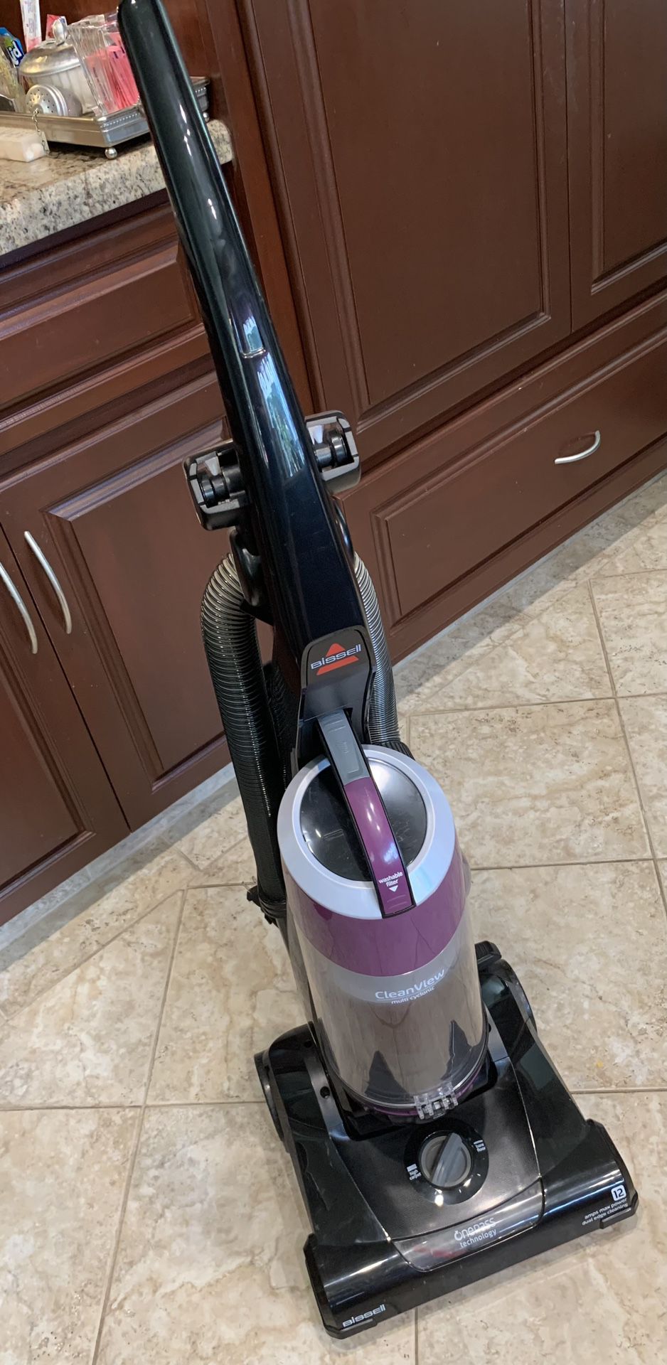 HOOVER  clear view vacuum 