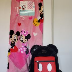 🏰 Disney Mickey Mouse Blanket & Backpack Set 🏰