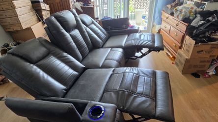 Reclining couch