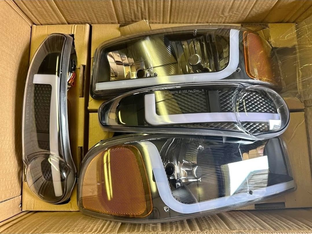 2001-2006 GMC YUKON DENALI/YUKON XL DENALI LED HEADLIGHTS/FAROS/LIGHTS/CALAVERAS/LUCES