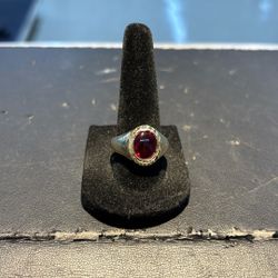 10k 4.8 G Ruby Ring (10.5) 