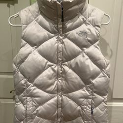The North Face 550 Puffer  Vest Women Pearl White Size S
