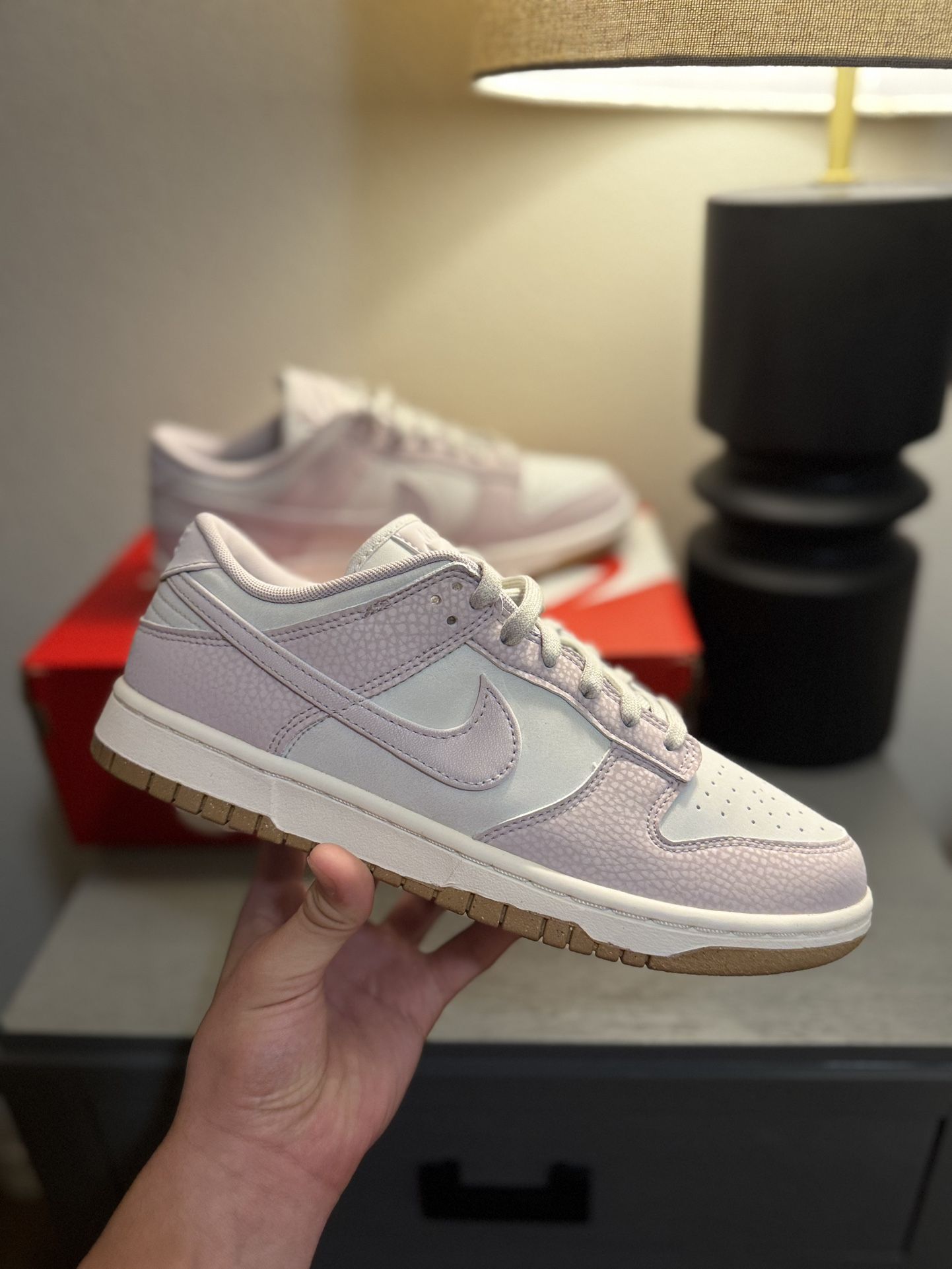Nike Dunks - Light Bone  ( Women’s )