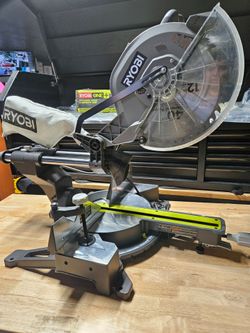 Ryobi 12-Inch Sliding Compound Miter Saw