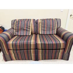 Loveseat 