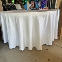 White Round Tablecloth