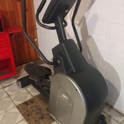 Reebok 1000 X Elliptical Exercise Machine Cardio Upper And Lower Leg