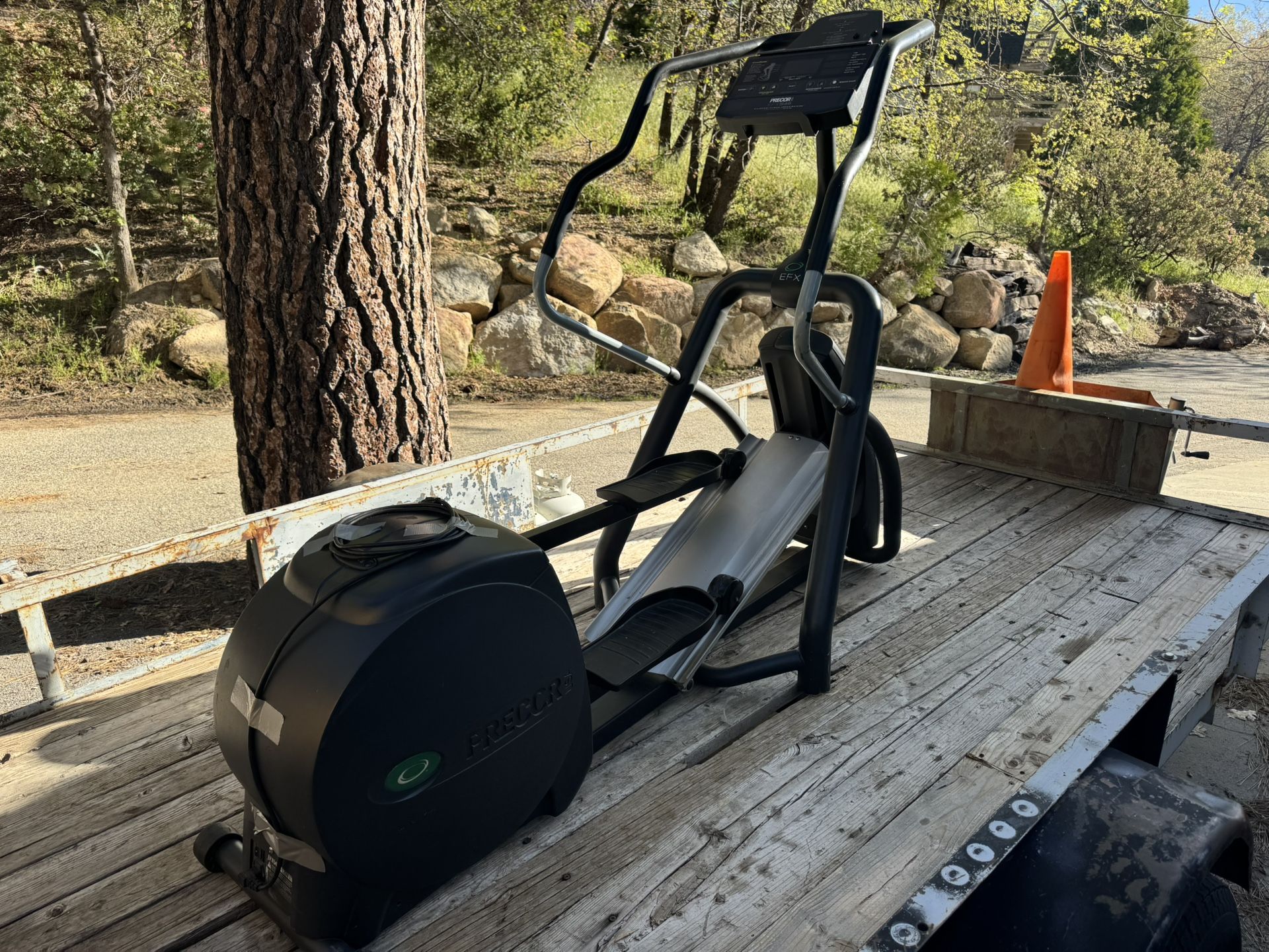 Precor Elliptical EFX