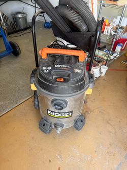 RIDGID 16 Gallon 6.5 HP Wet/Dry Shop Vac + Hoses & Accessories
