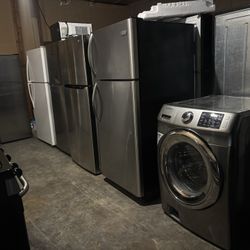 Huge Appliance Sale! Fridges, Stoves & Washers – Stainless Steel – Best Prices!