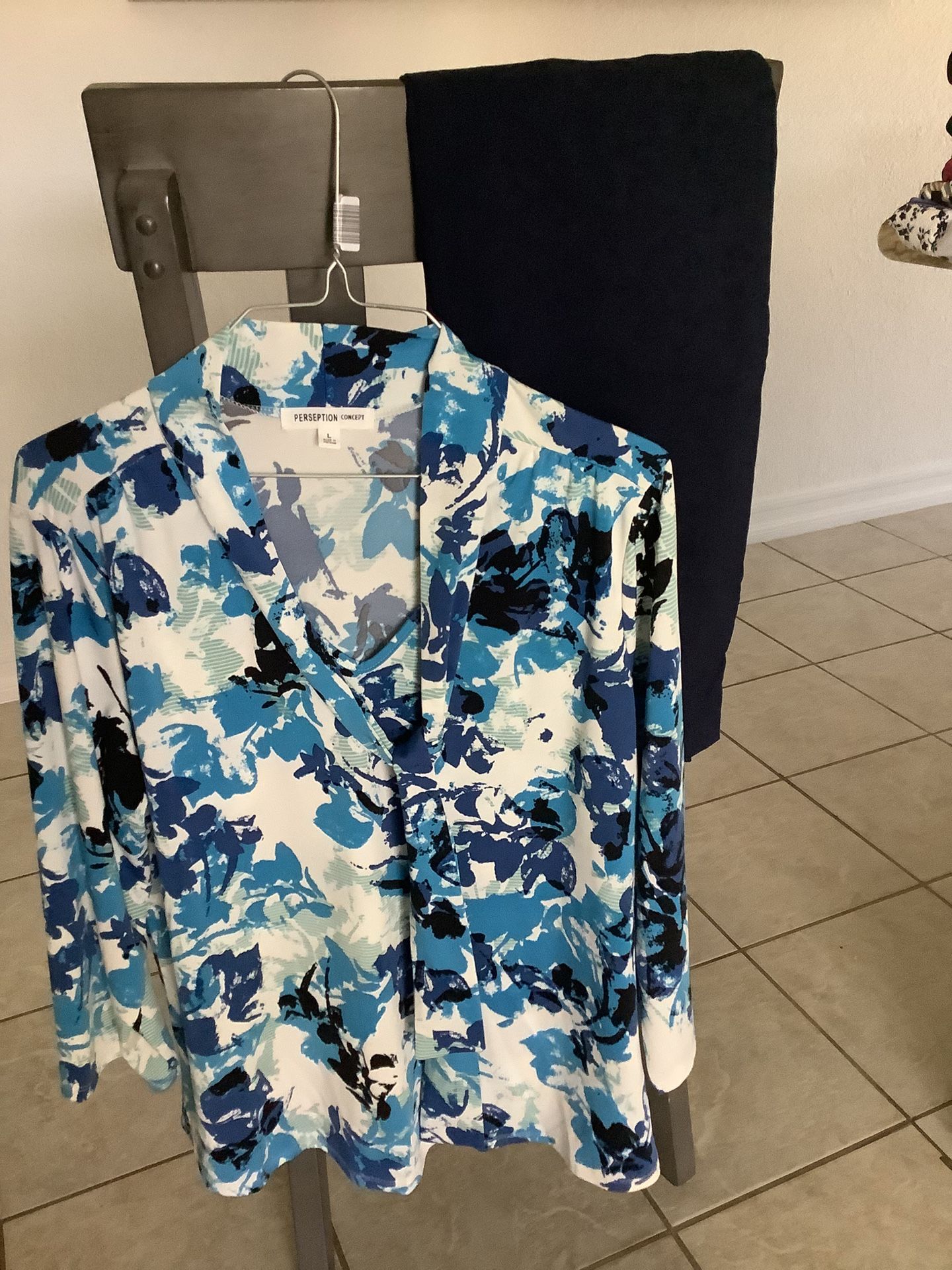 SKIRT AND BLOUSE SET