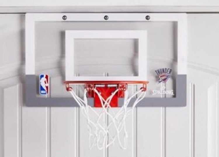 spalding/nba mini basketball hoop with ball