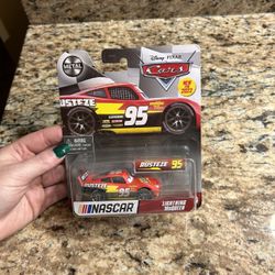 Brand New Disney Pixar Cars Diecast Lightning McQueen NASCAR 2022