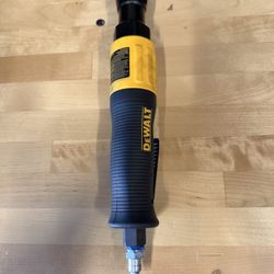 Dewalt 3/8” Pneumatic Ratchet