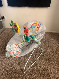 Vibrating baby bouncer