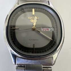 Rare Vintage Seiko 5 Automatic – Gold/Grey Dial, Day/Date 6(contact info removed)