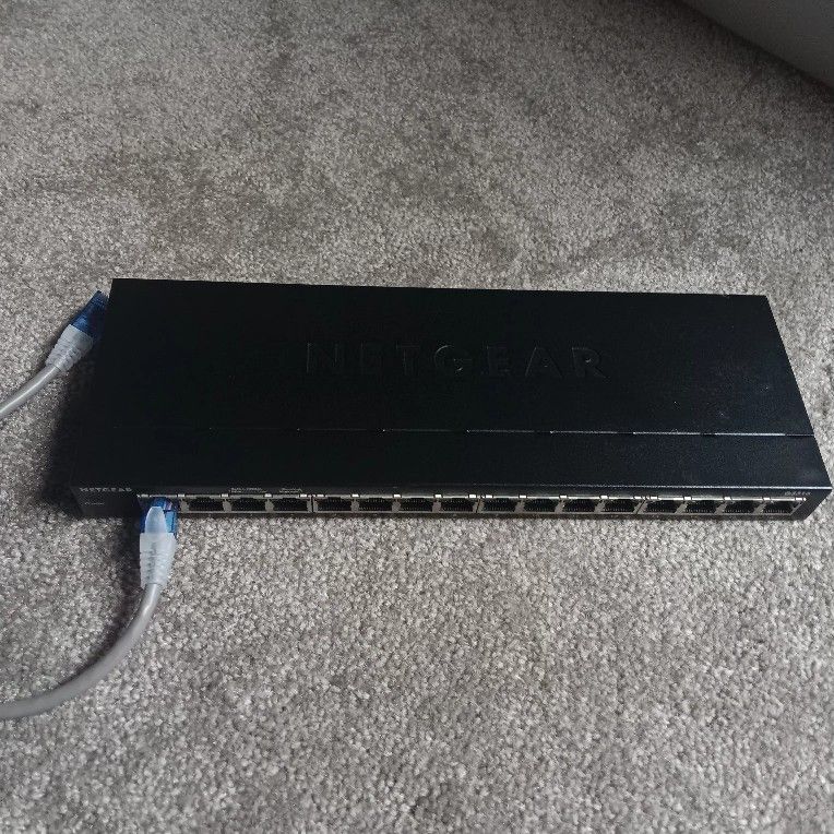 Netgear 16 Port