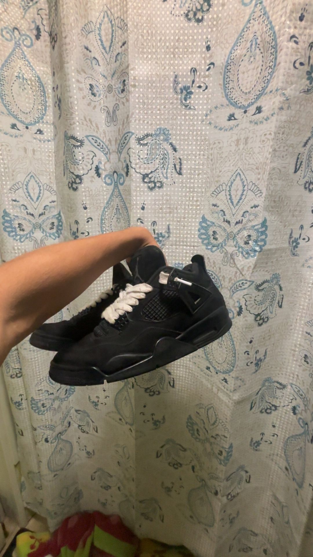Black Cat 4