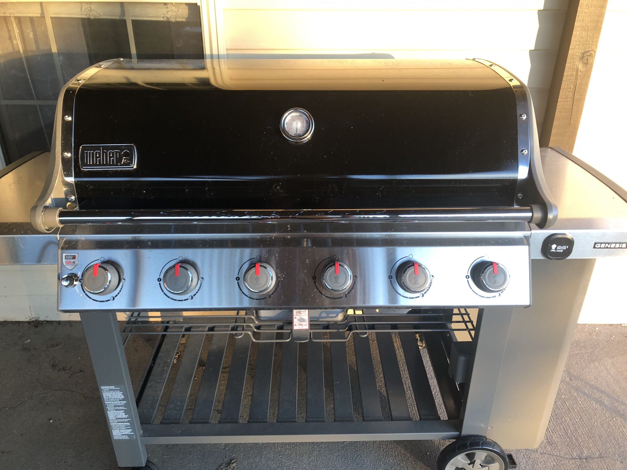 New Never Used Weber Gas Grill