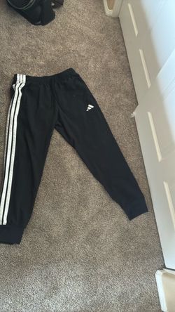 ADIDAS SIZE L TRACKPANTS