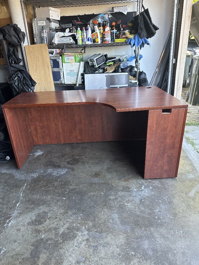 Office Desk