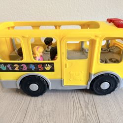 Fisher-Price Little People Toddler Learning Toy, Big Yellow School Bus Pull-Along Vehicle