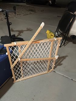 Baby gate