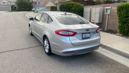 2013 ford fusion se, 4 cylinder, automatic
