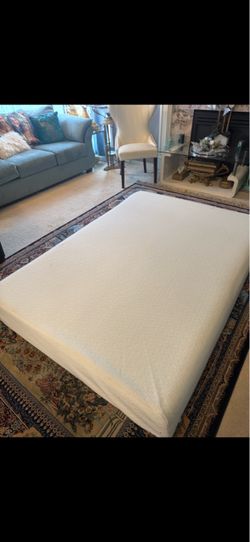 Full mattress (like new)