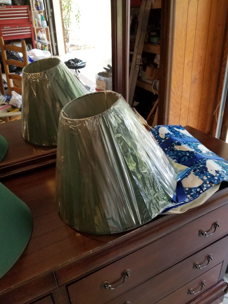 Lamp shade