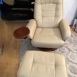 Relaxing Recliner And Matching Foot Rest