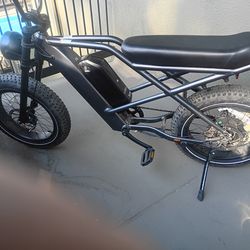 Like new retrospec e bike less then 100 miles total