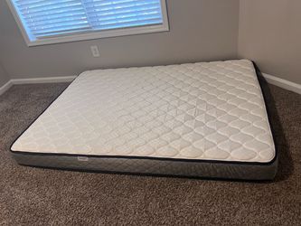 Full size Sleepys mattress
