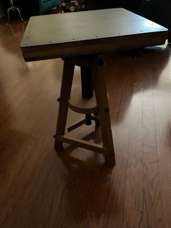 Pottery Barn Potters look side table